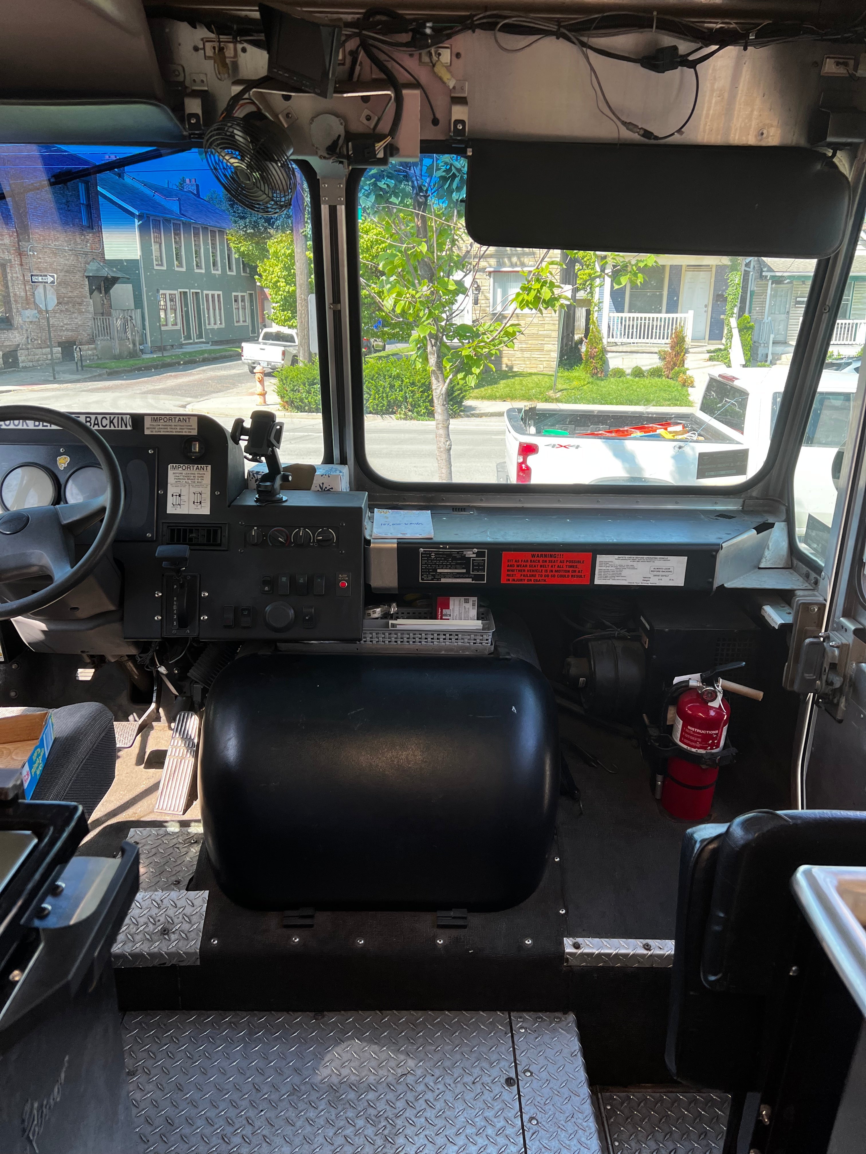 Ice Cream Truck w 2019 Electrofreeze Pump Machine w/ Warranty