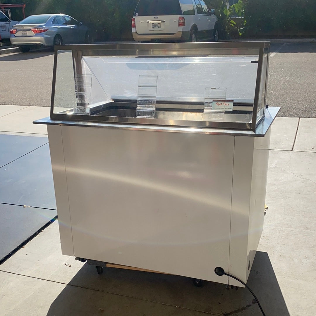 Nelson Dipping Cabinet BD6DIP-RB-W w/ Warranty