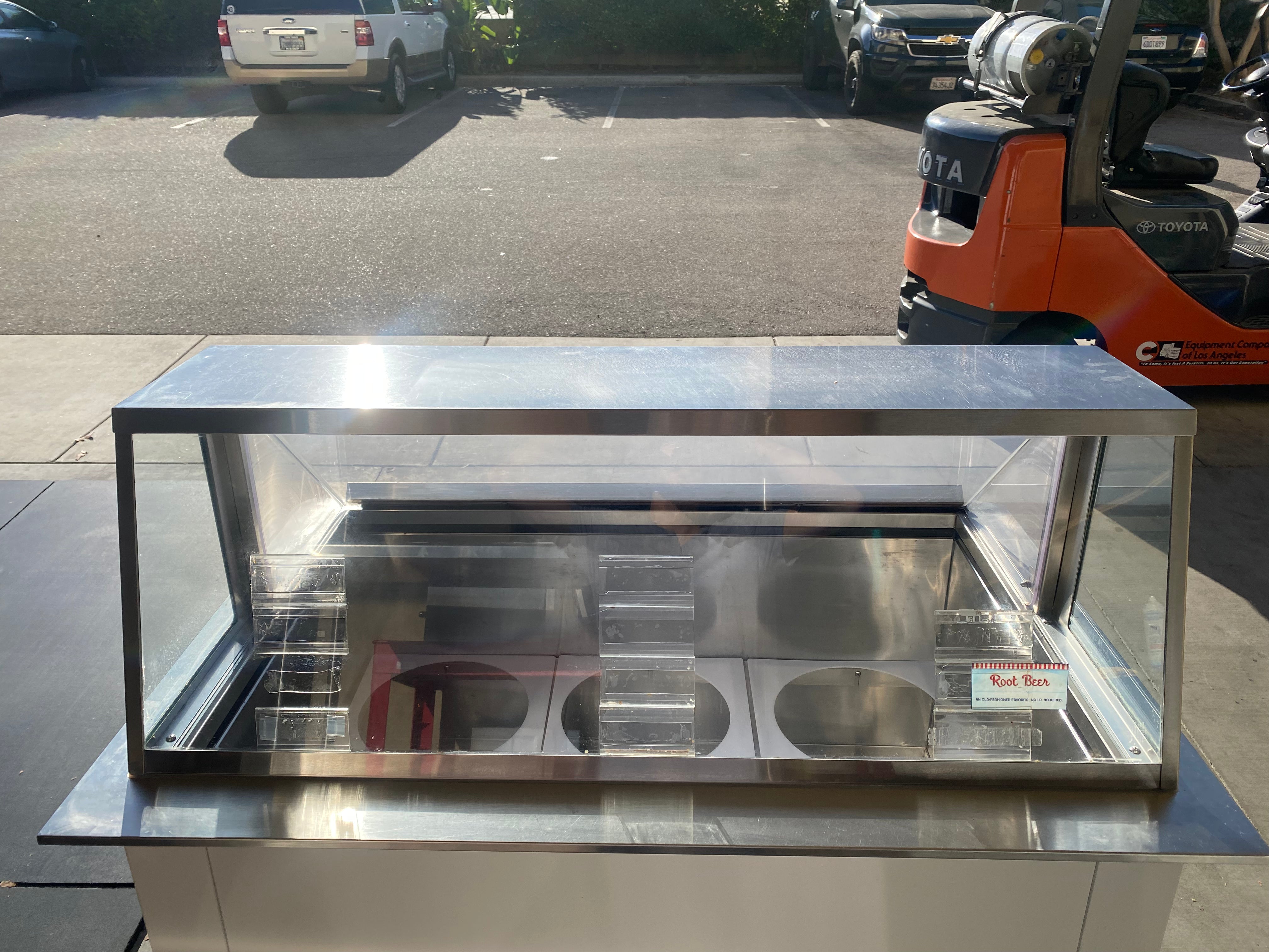 Nelson Dipping Cabinet BD6DIP-RB-W w/ Warranty