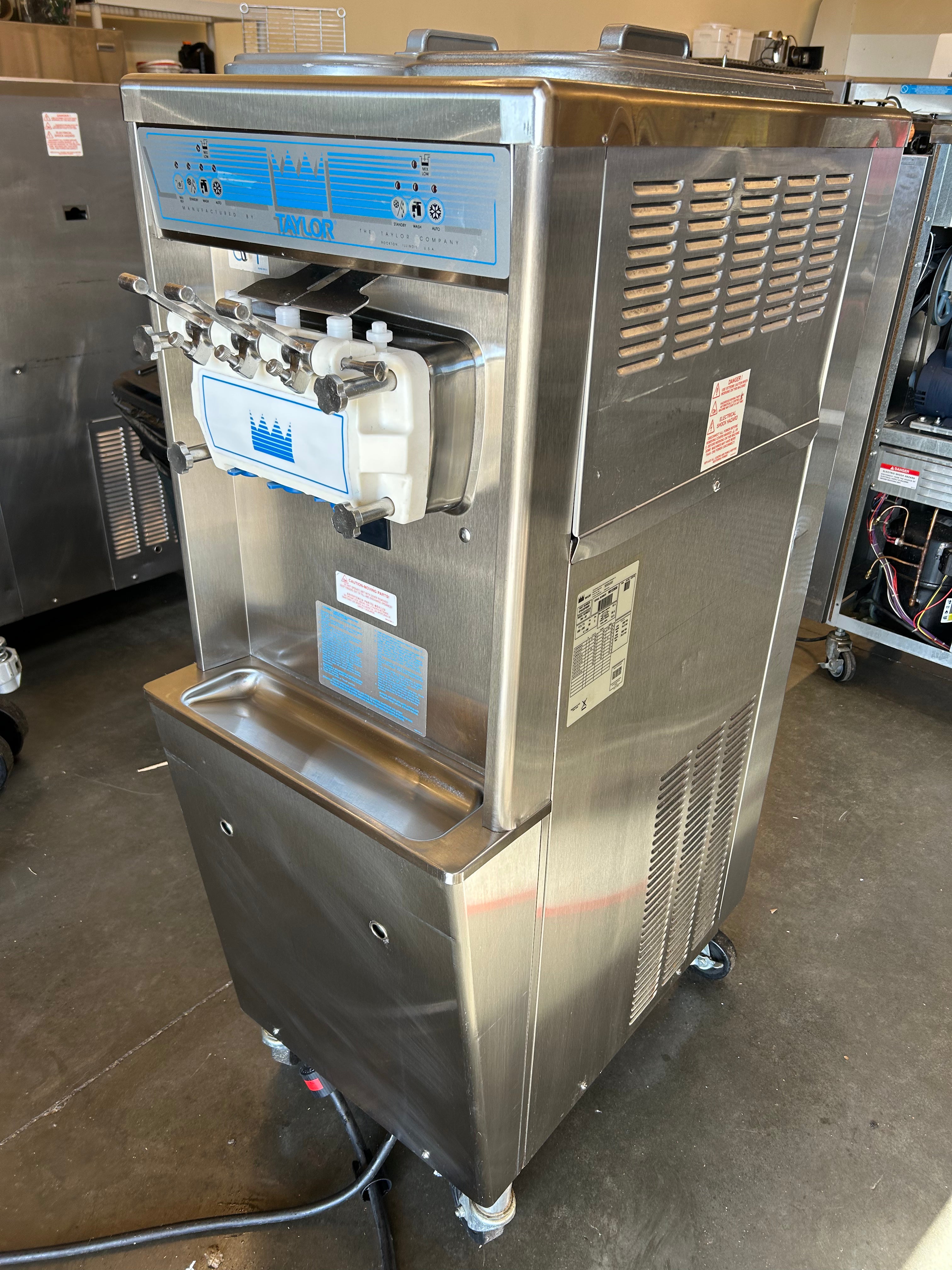2010 Taylor 794-33 3ph Air soft serve ice cream machine