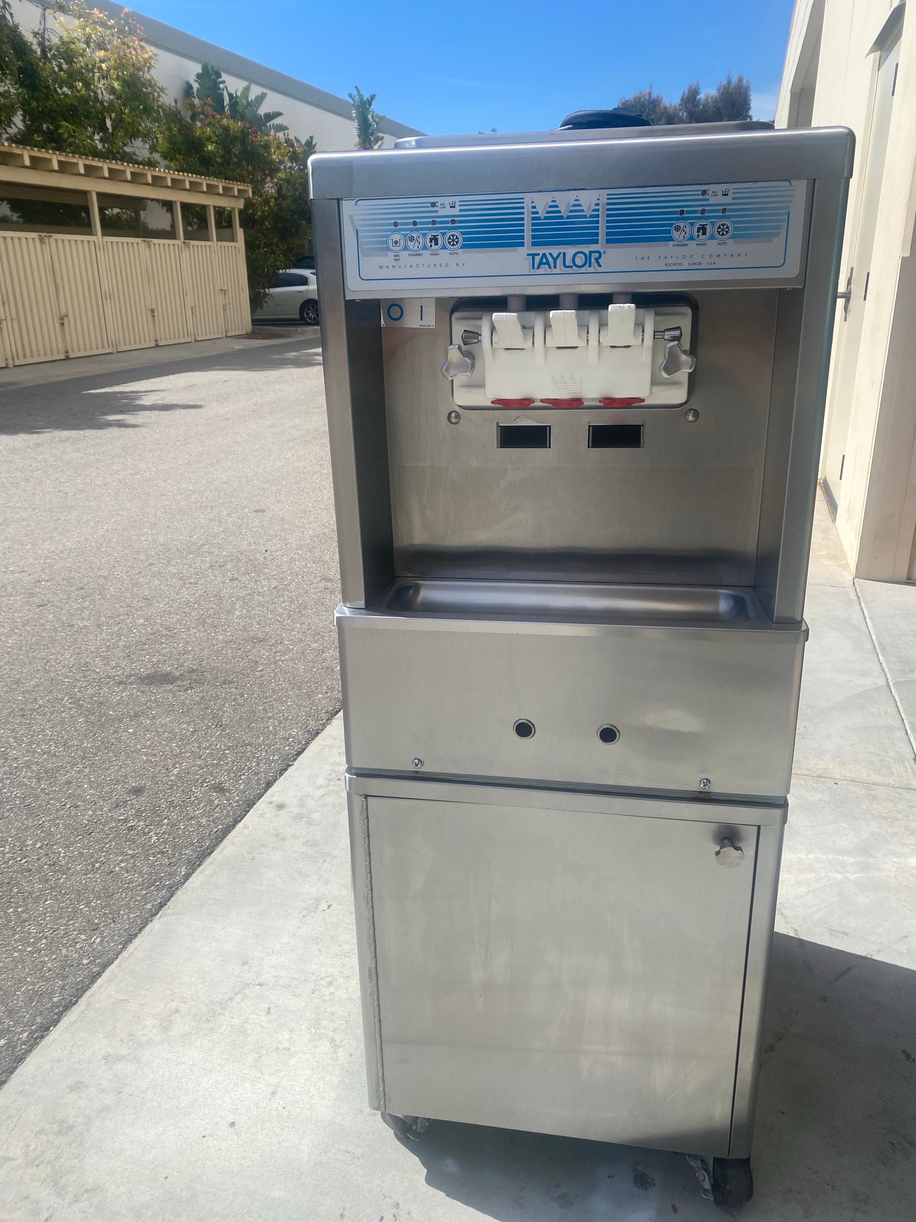 2015 Taylor 161 1PH Air - Countertop or Floor Model