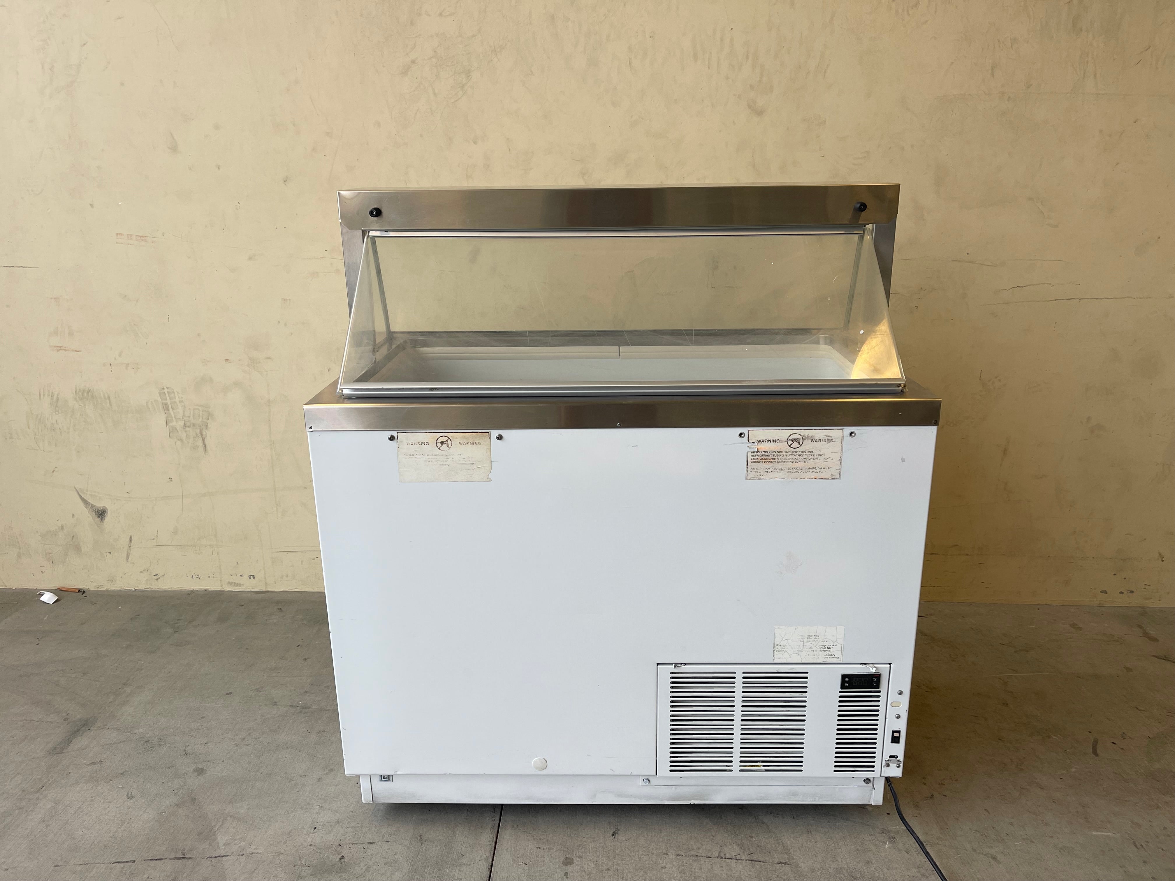 2014 KDC47 Global 8 Flavor Used Dipping Cabinet