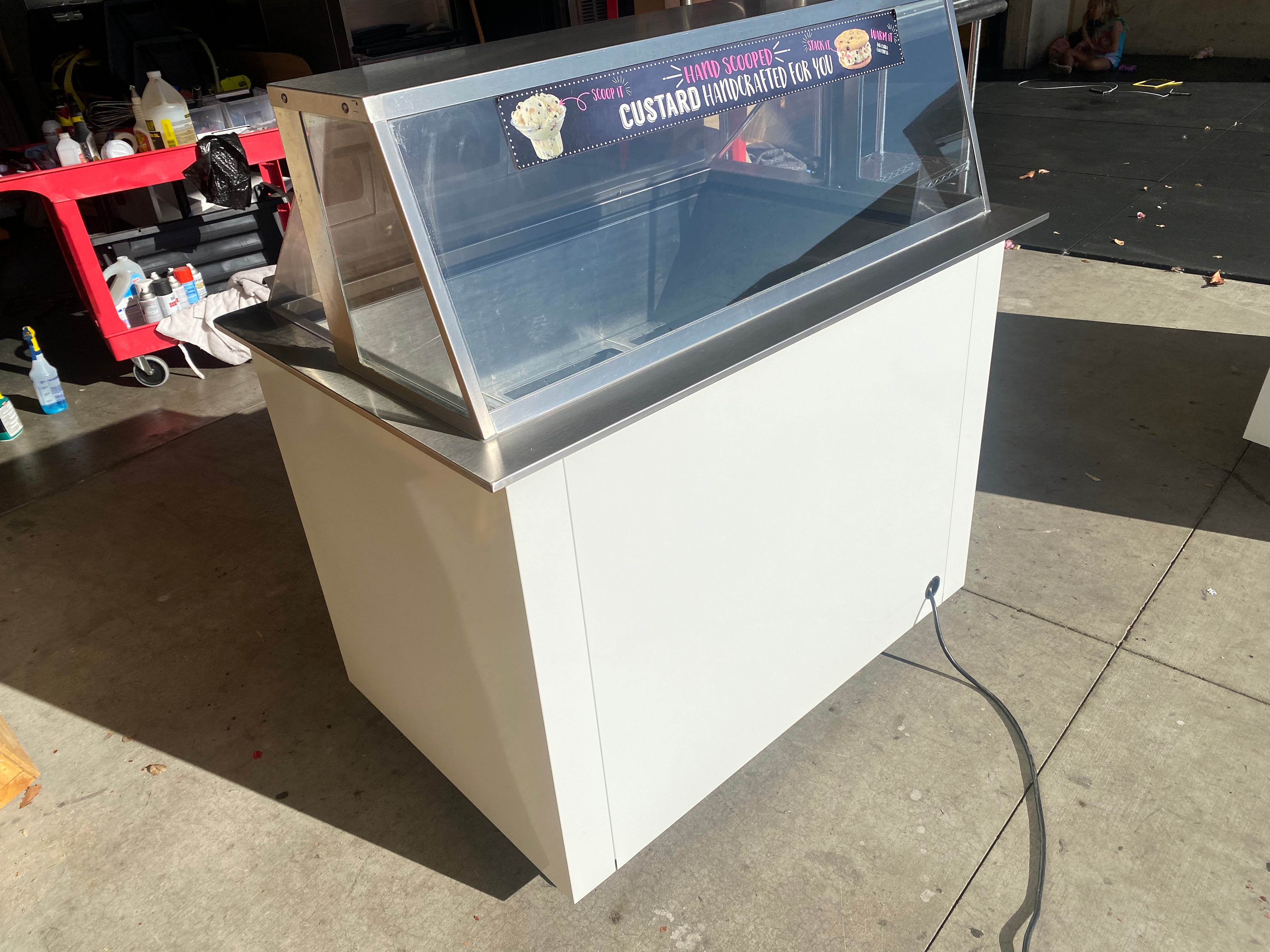 Nelson Dipping Cabinet BD6DIP-RB-W