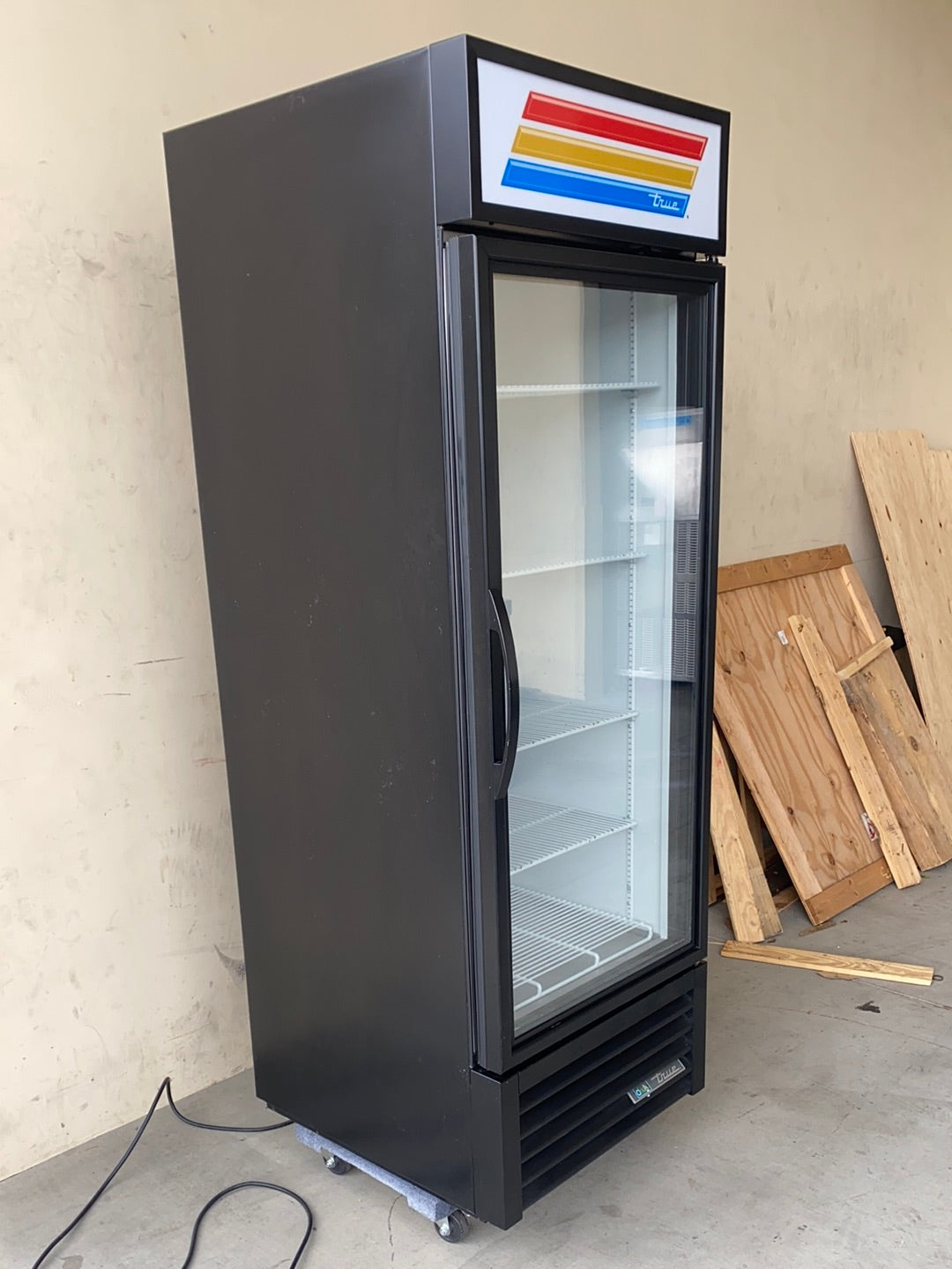 2018 TRUE Upright Glass door Freezer GDM-23F