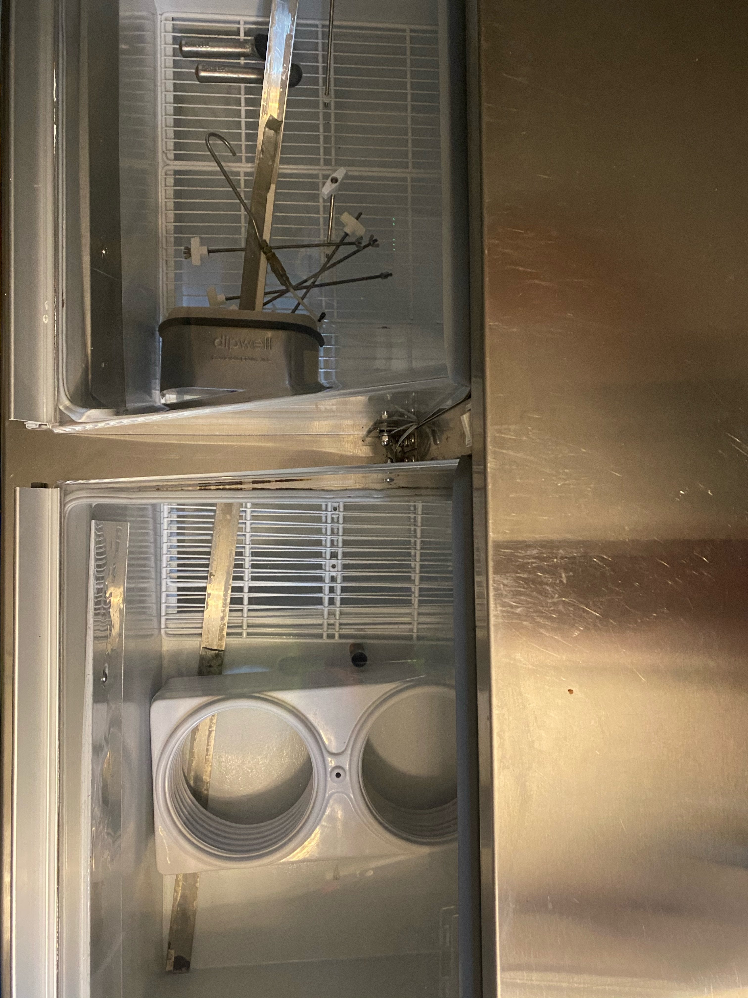 Masterbilt DD66 USED 12 tub with can holders