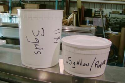Ropak 1.5 gallon tubs