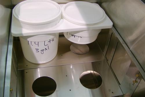 Ropak 2 Hole Tray (Skirts for all Ropak tubs)