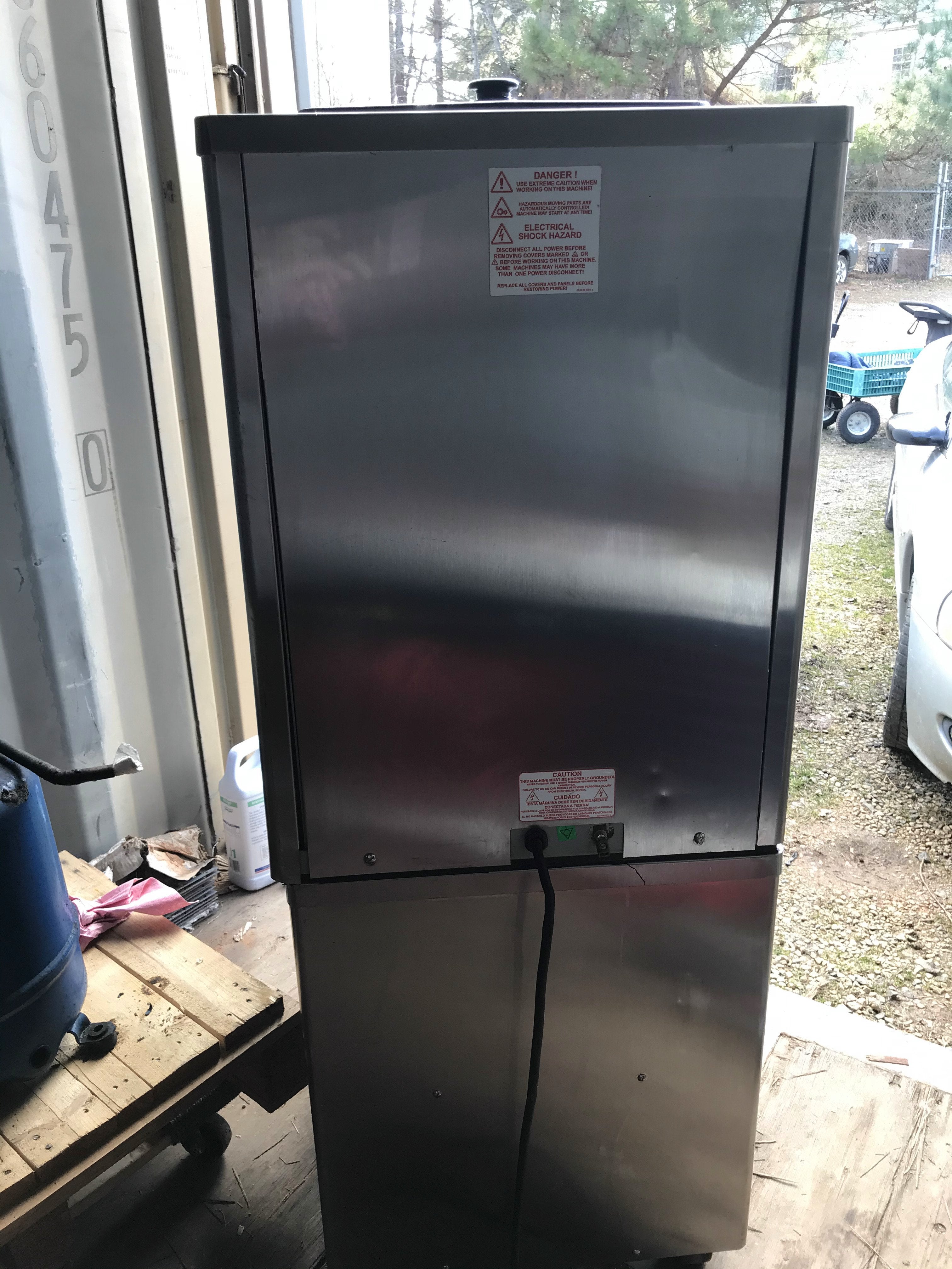 Scratch and Dent 2017 Taylor 161 Countertop Soft Serve Machine- Frozen Yogurt & Soft Serve Machines -TurnKeyParlor.com