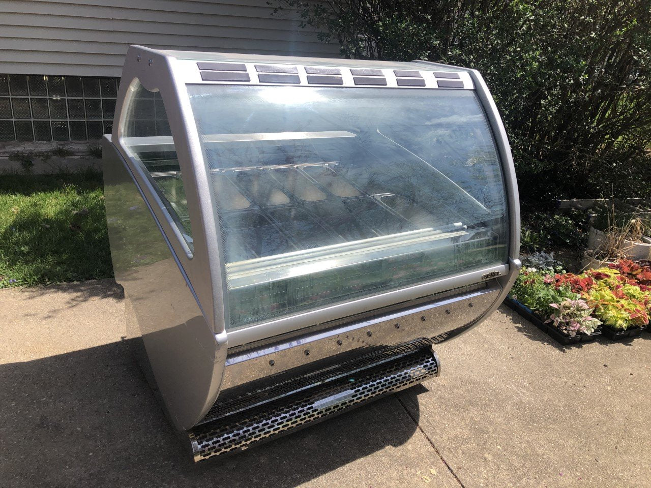 Used 2013 Aspen Deluxe 12 pan Sevel Gelato Case