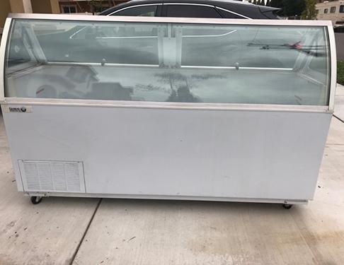 USED Global 16 Flavor Dip Cabinet