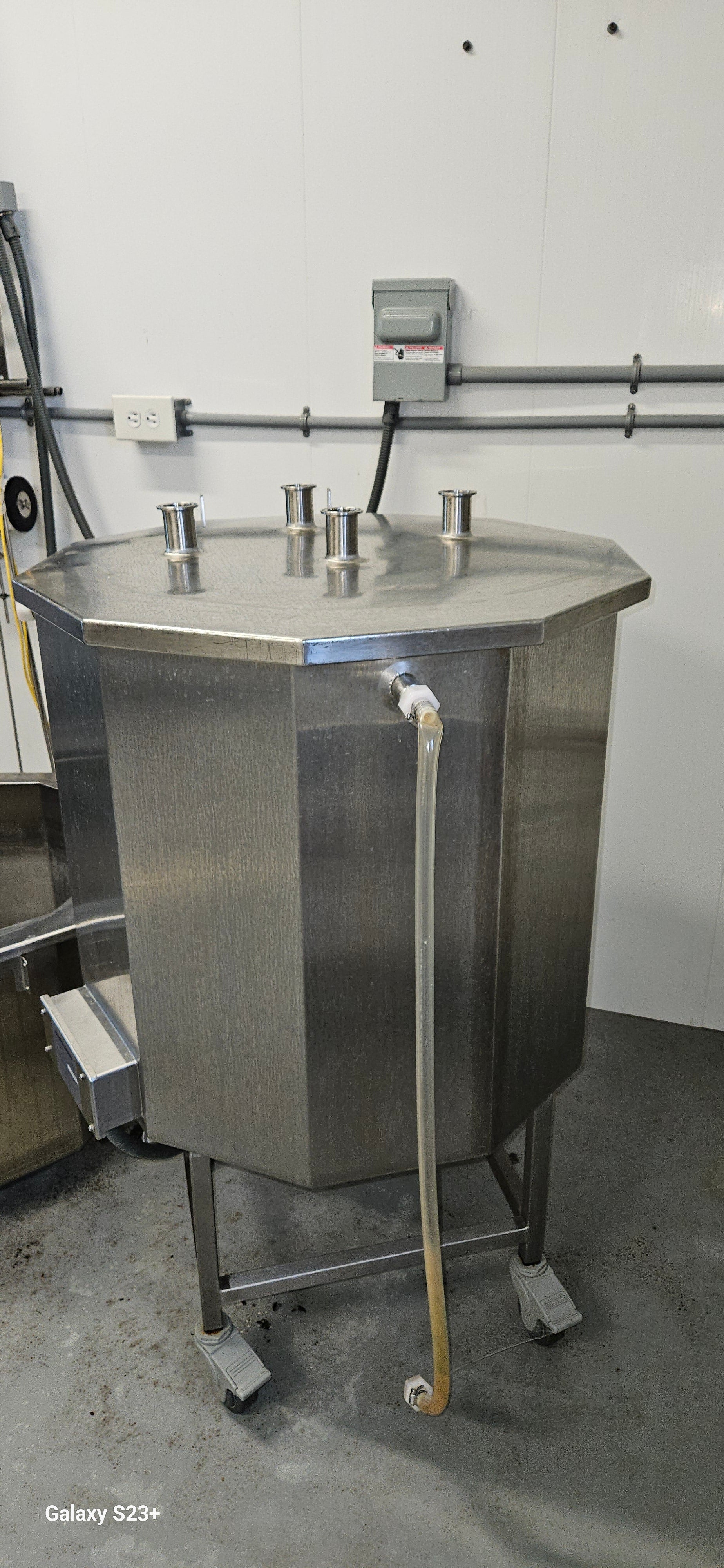 2019 Micro Dairy VP-30 30 gallon 1 phase  water cooled