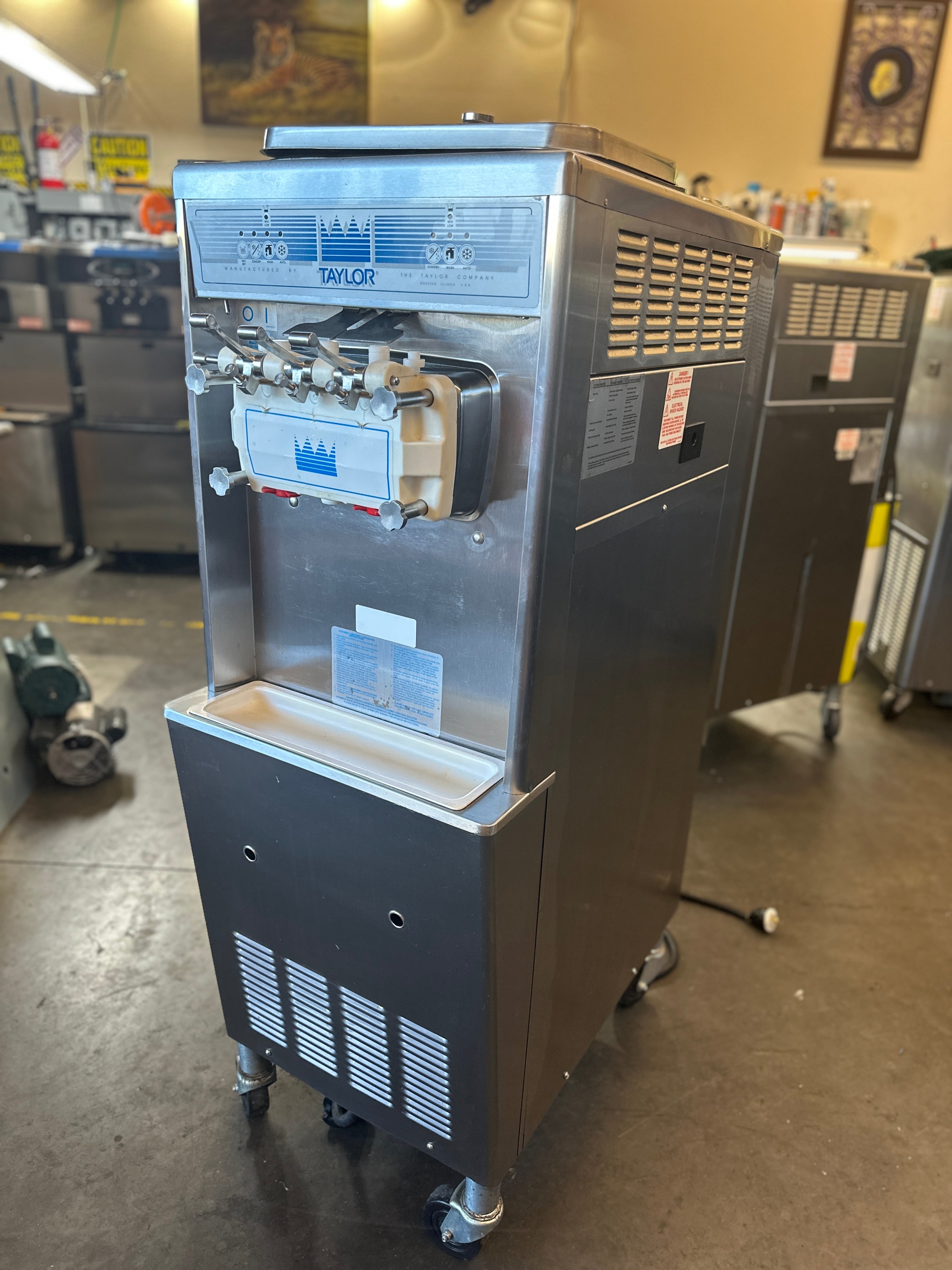 taylor 3 phase ice cream machine