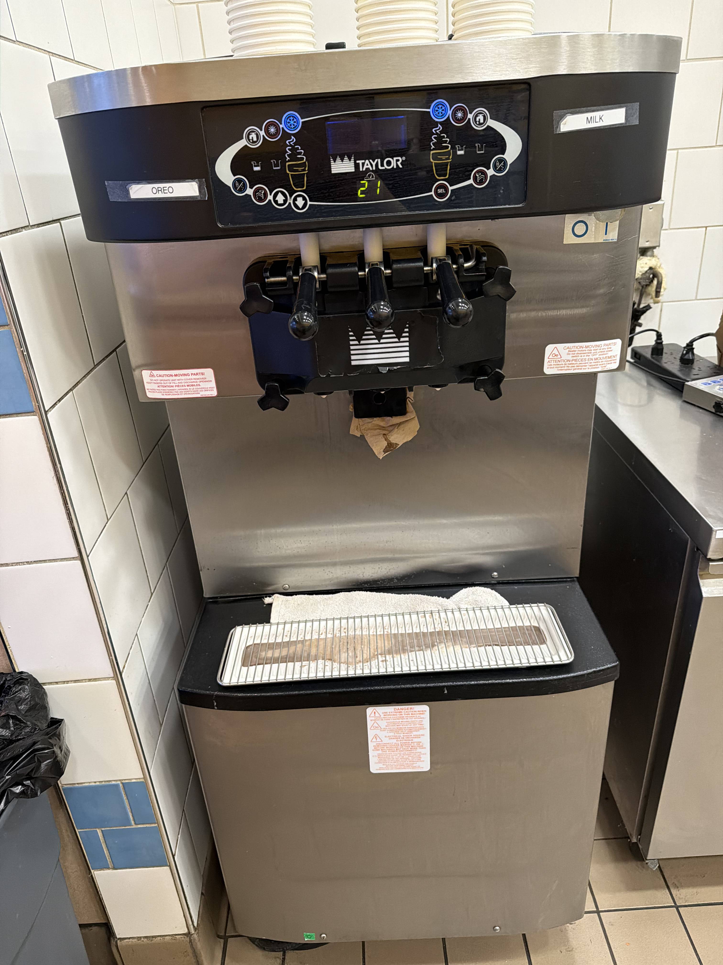 2018 Taylor C717-27 – Air Cooled – 1-Phase (220V)