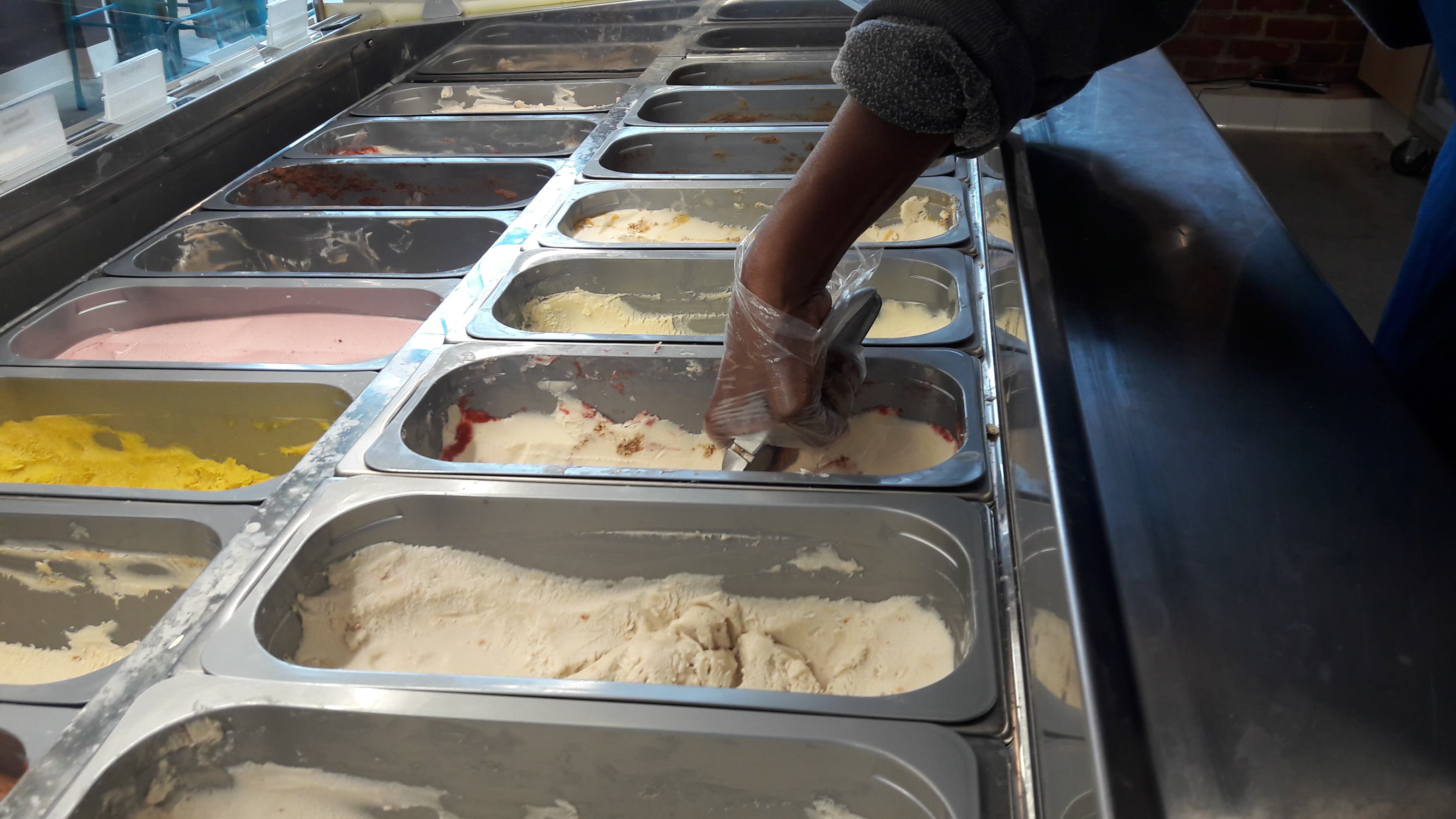 2017 Oscartek GIAGEL 18 pan Gelato Case