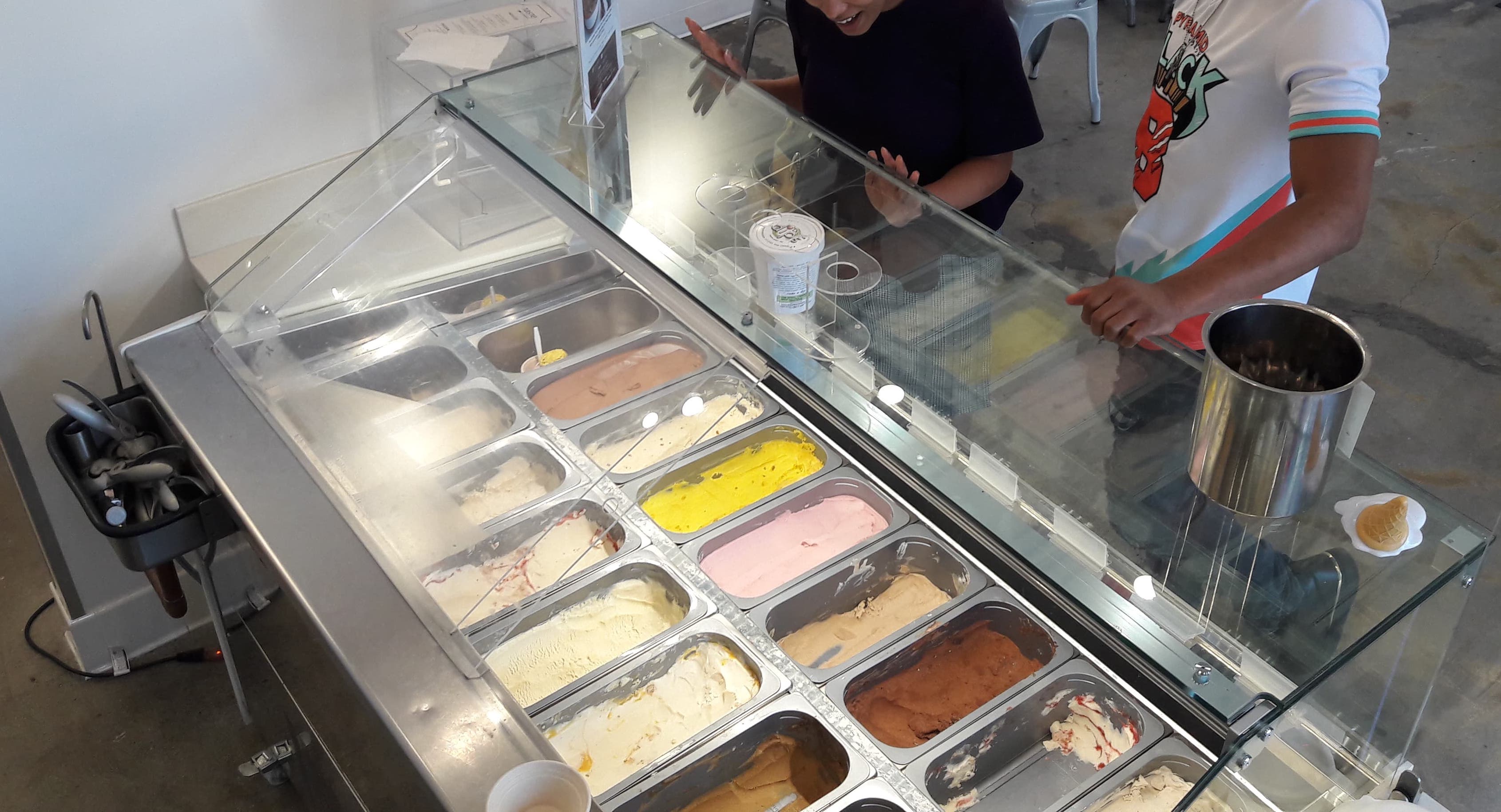 2017 Oscartek GIAGEL 18 pan Gelato Case