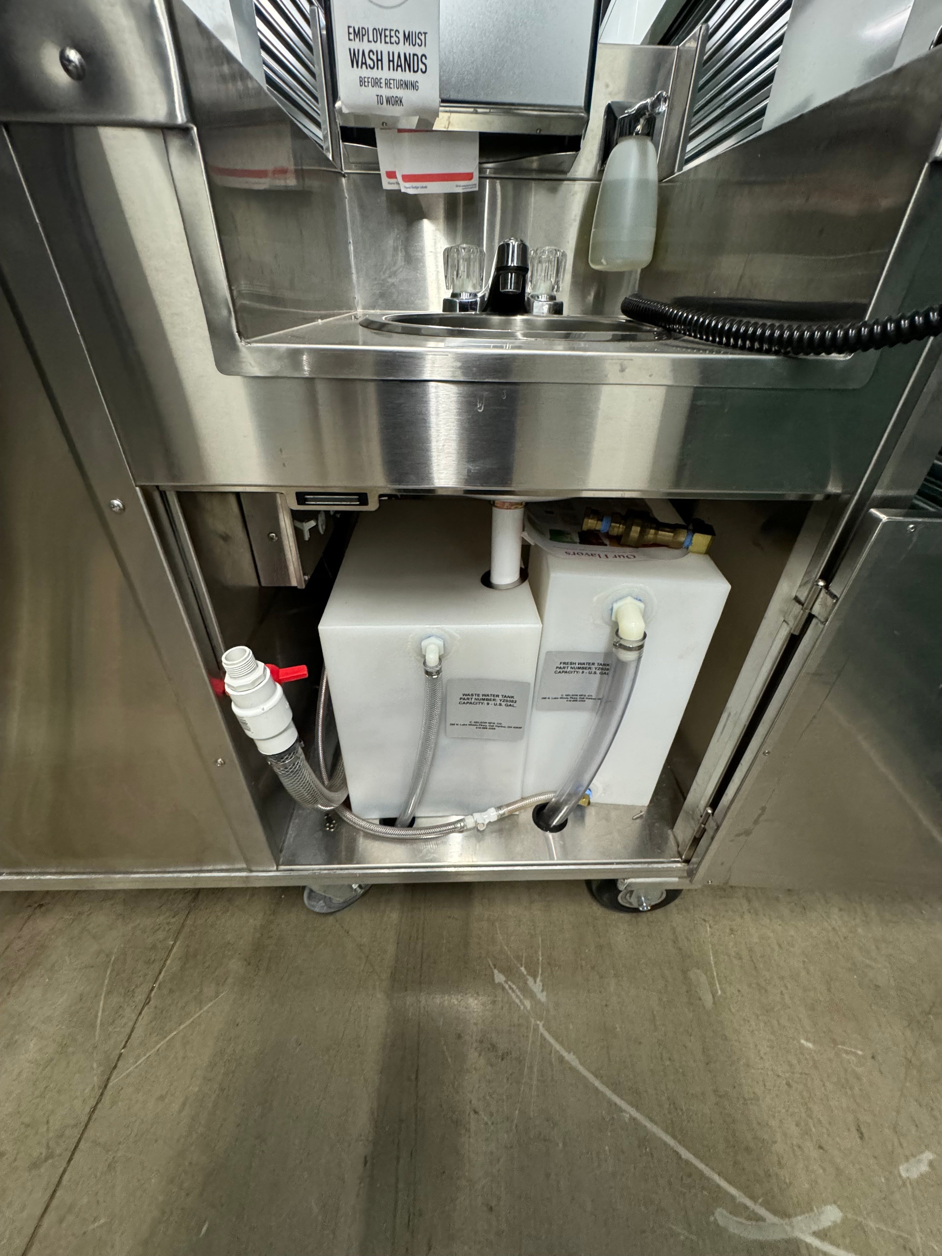 2020 C Nelson BD4 Dip Cart with Canopy and sink  (shipping is extra, check or wire payment only)