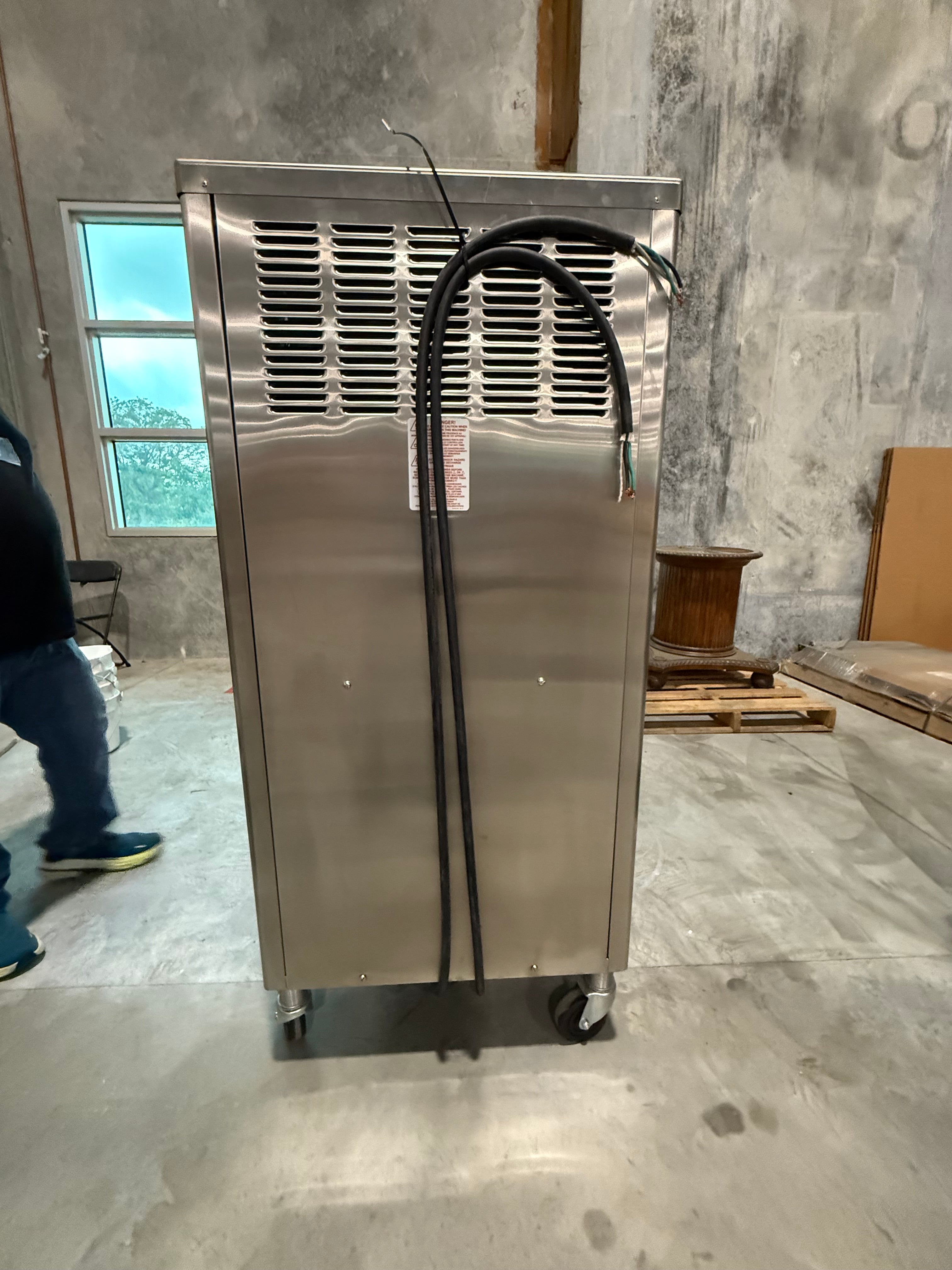 2024 Taylor 342-27 Milkshake Beverage machine 1ph air Never Used