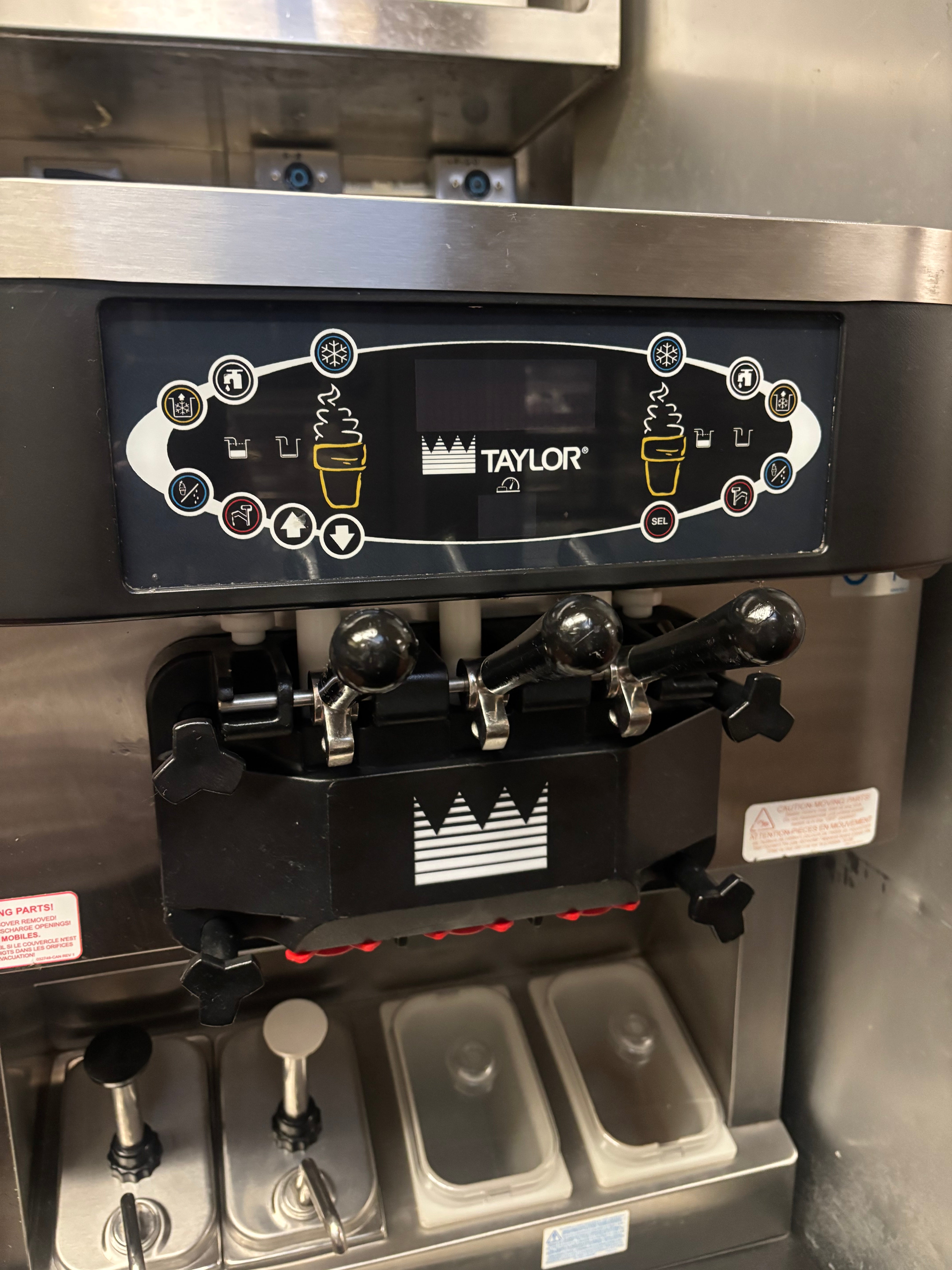 2018 Taylor C712-27 1ph air with Syrup Rail