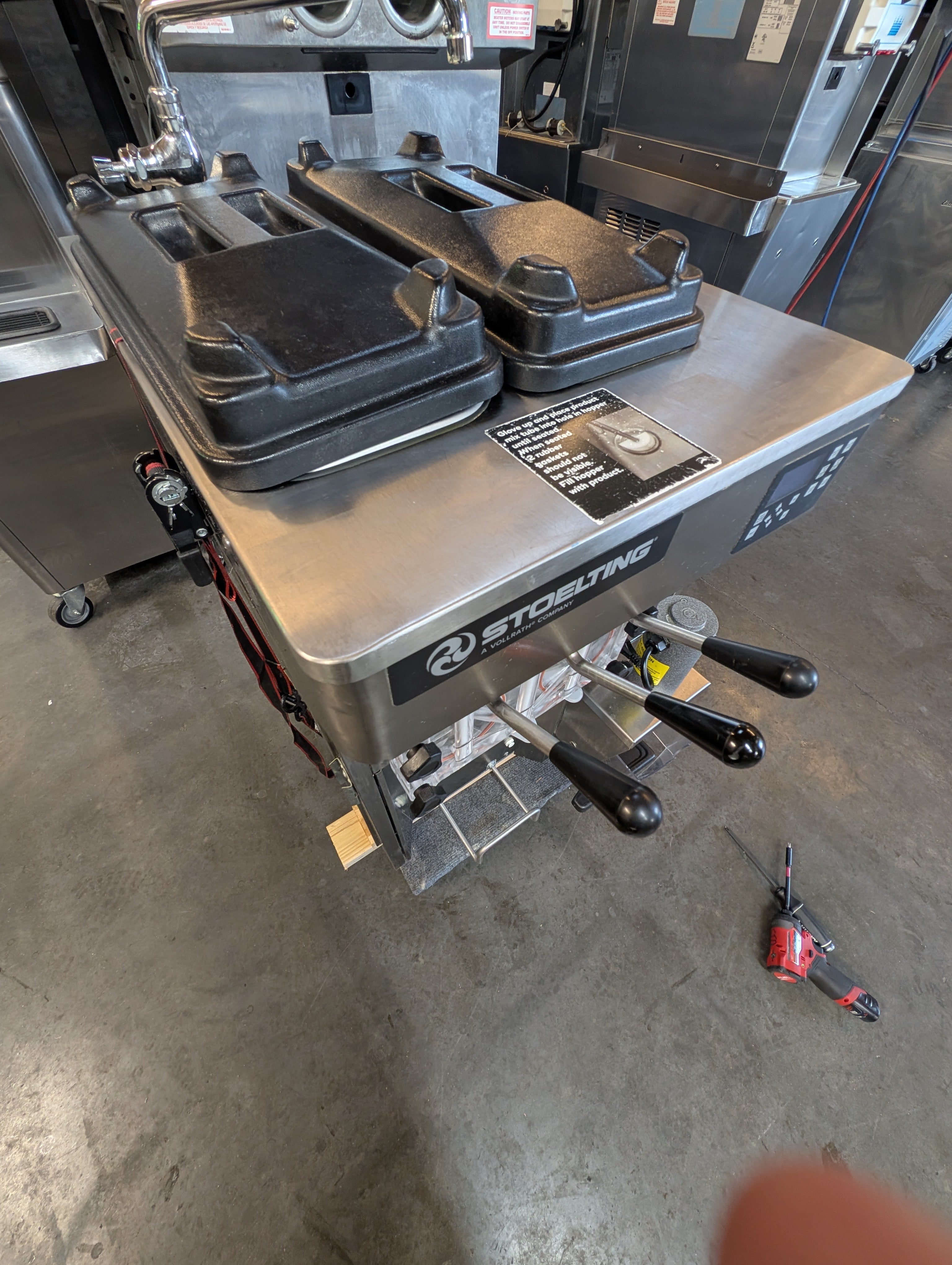 2018 Stoelting Milkshake & Soft Serve Combo Machine SF121-38i2