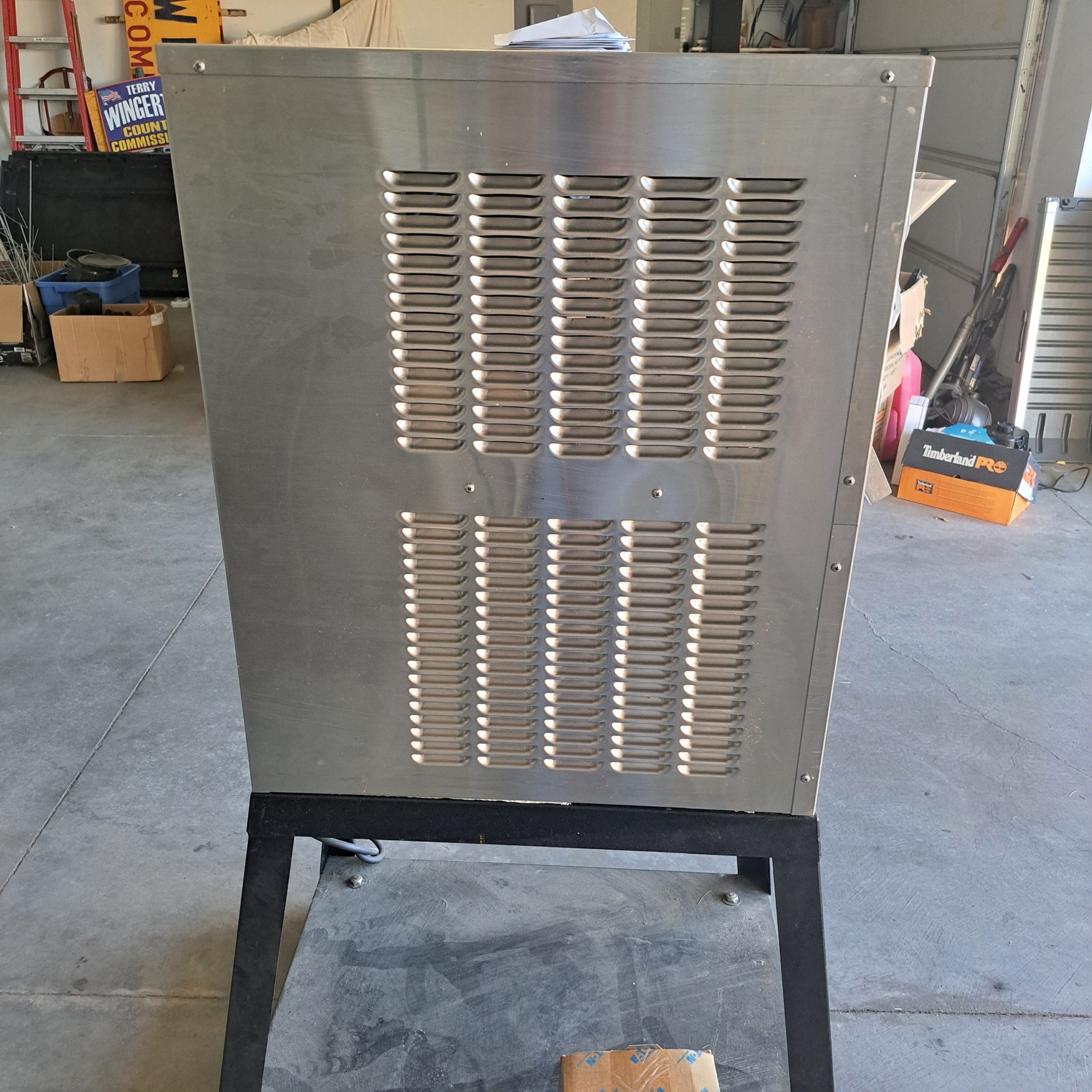 2016 Emery Thompson CB350 1ph air with stand