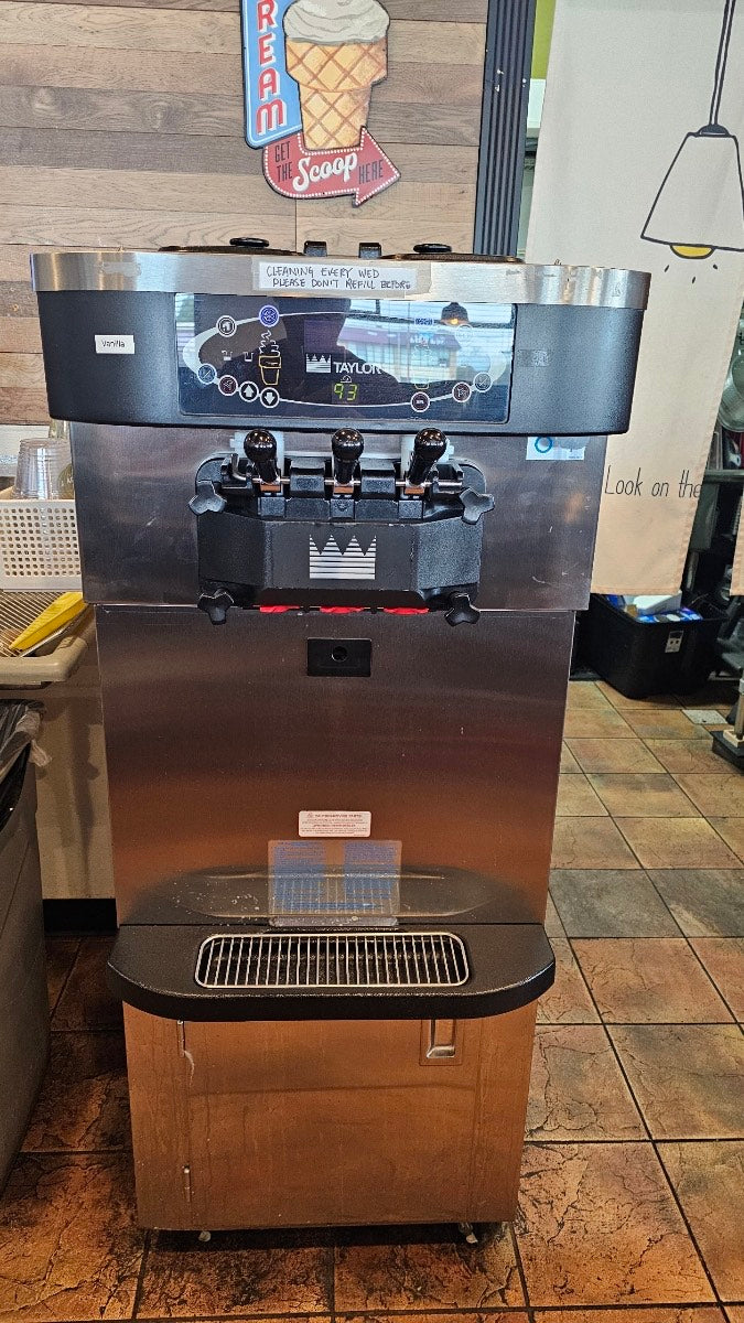 2019 Taylor C723 with stand 1ph air