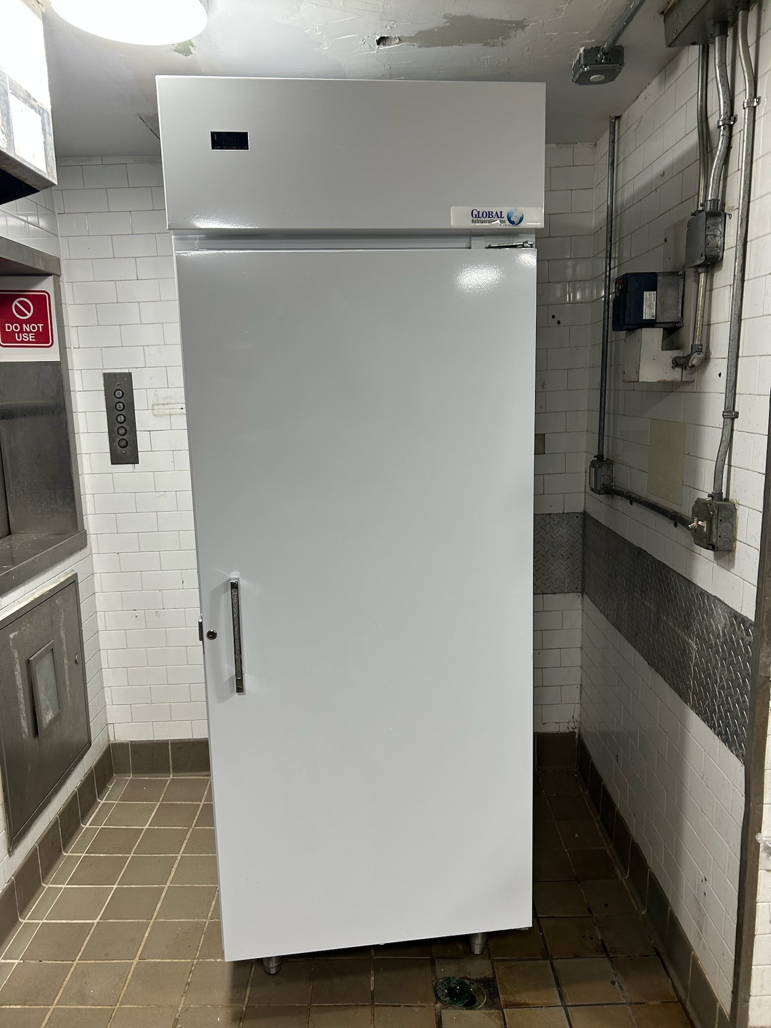 2023 Global Hardening Cabinet T30HSP 1ph air