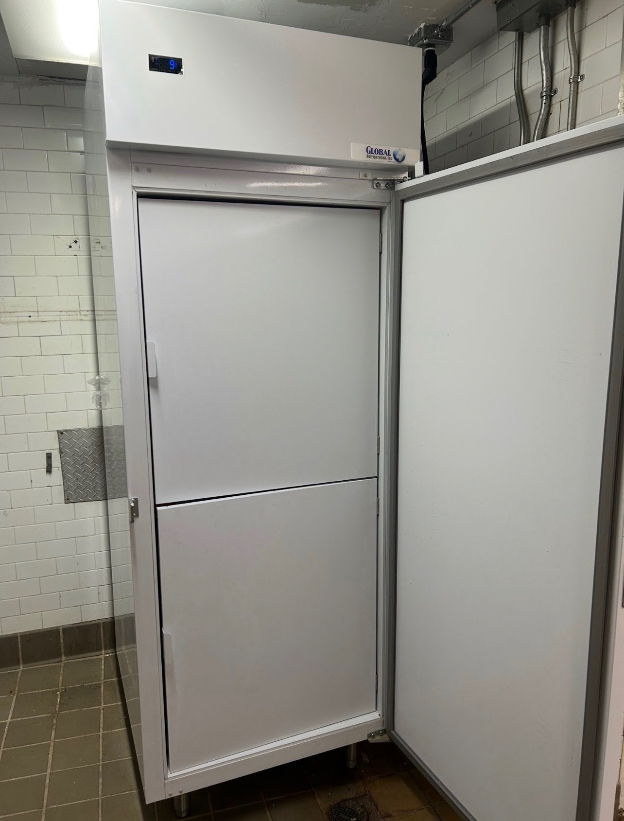 2023 Global Hardening Cabinet T30HSP 1ph air