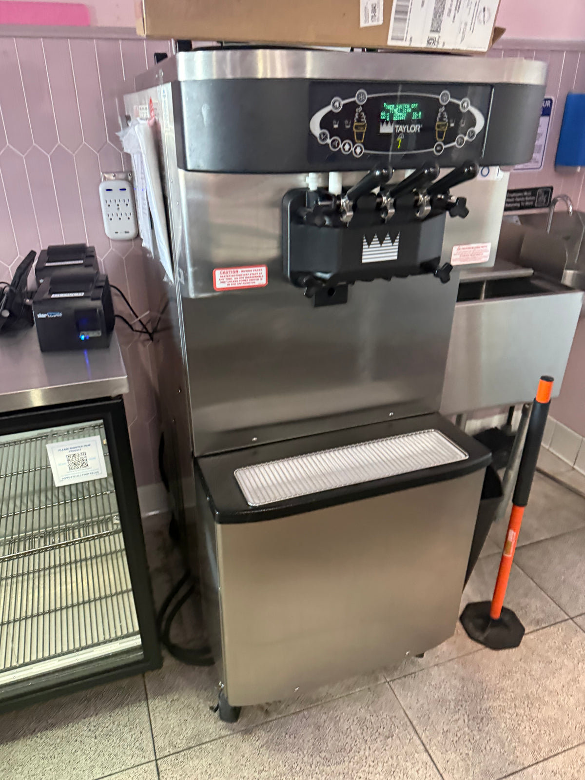 2020 Taylor C713-27 1ph Air