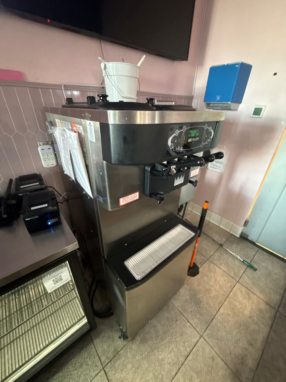 2020 Taylor C713-27 1ph Air