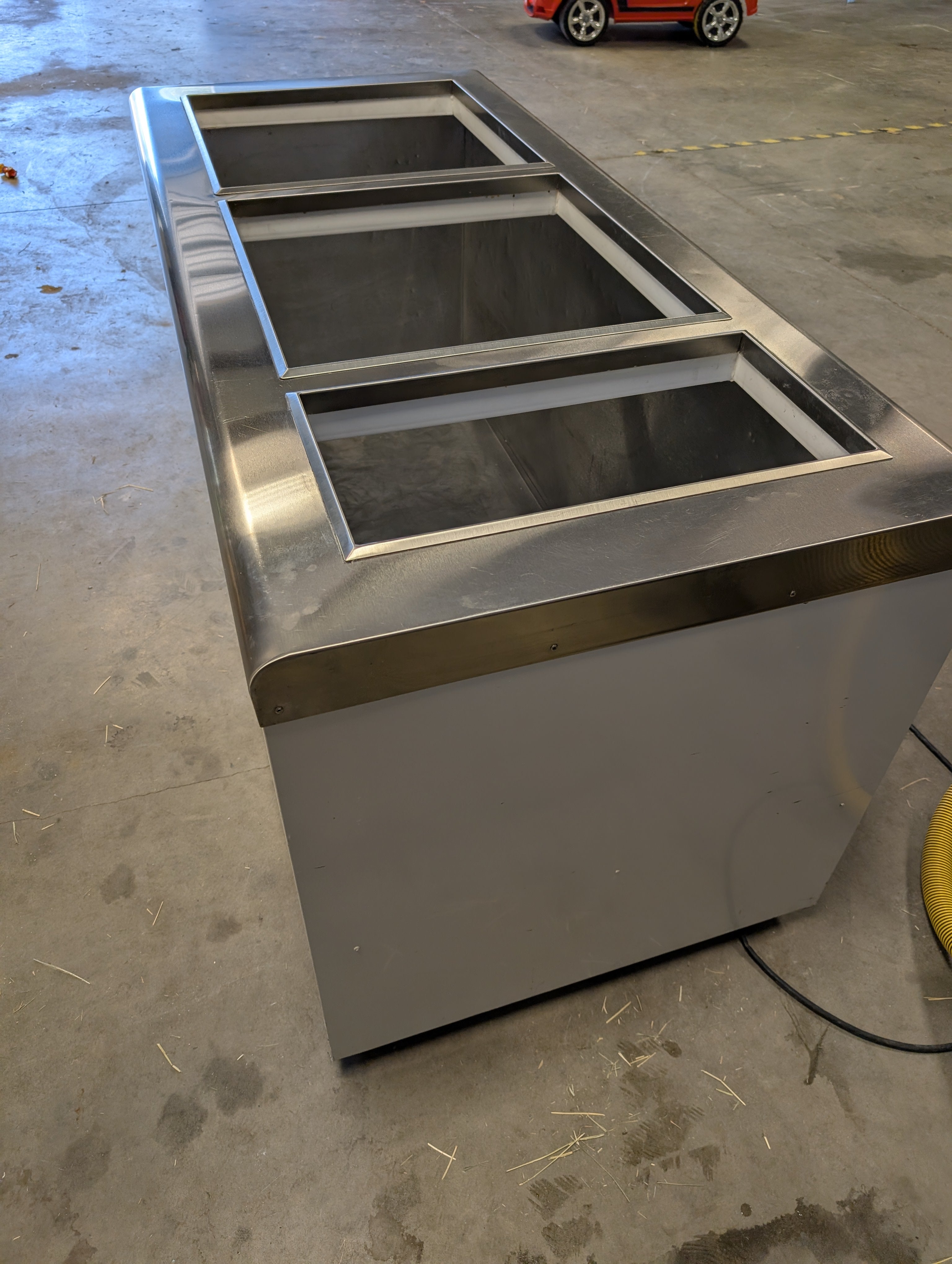Used 2018 Nelson BD10 Dipping Cabinet Flip Lids
