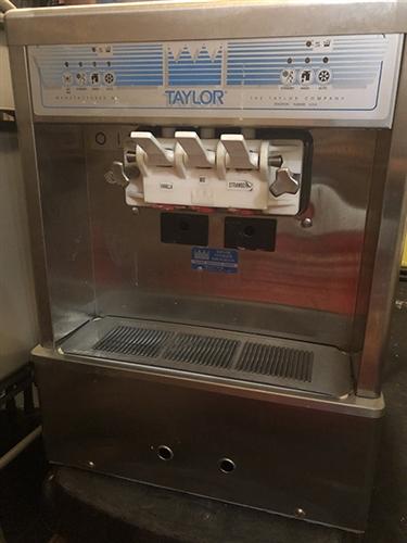 Used taylor frozen yogurt machine for clearance sale