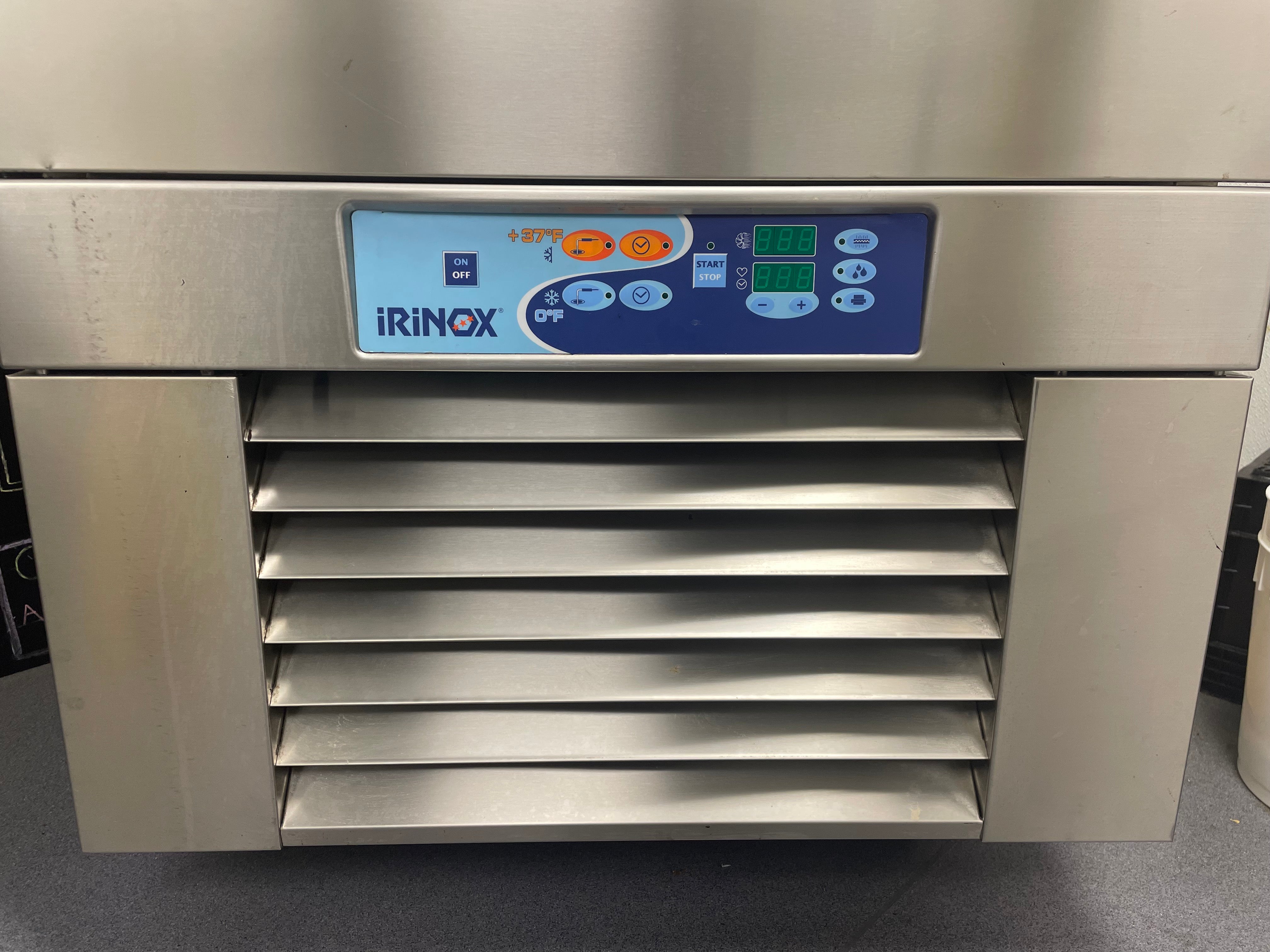 Emery Thompson - Nelson Cart - Nelson Dip Case - Irinox Blast Chiller