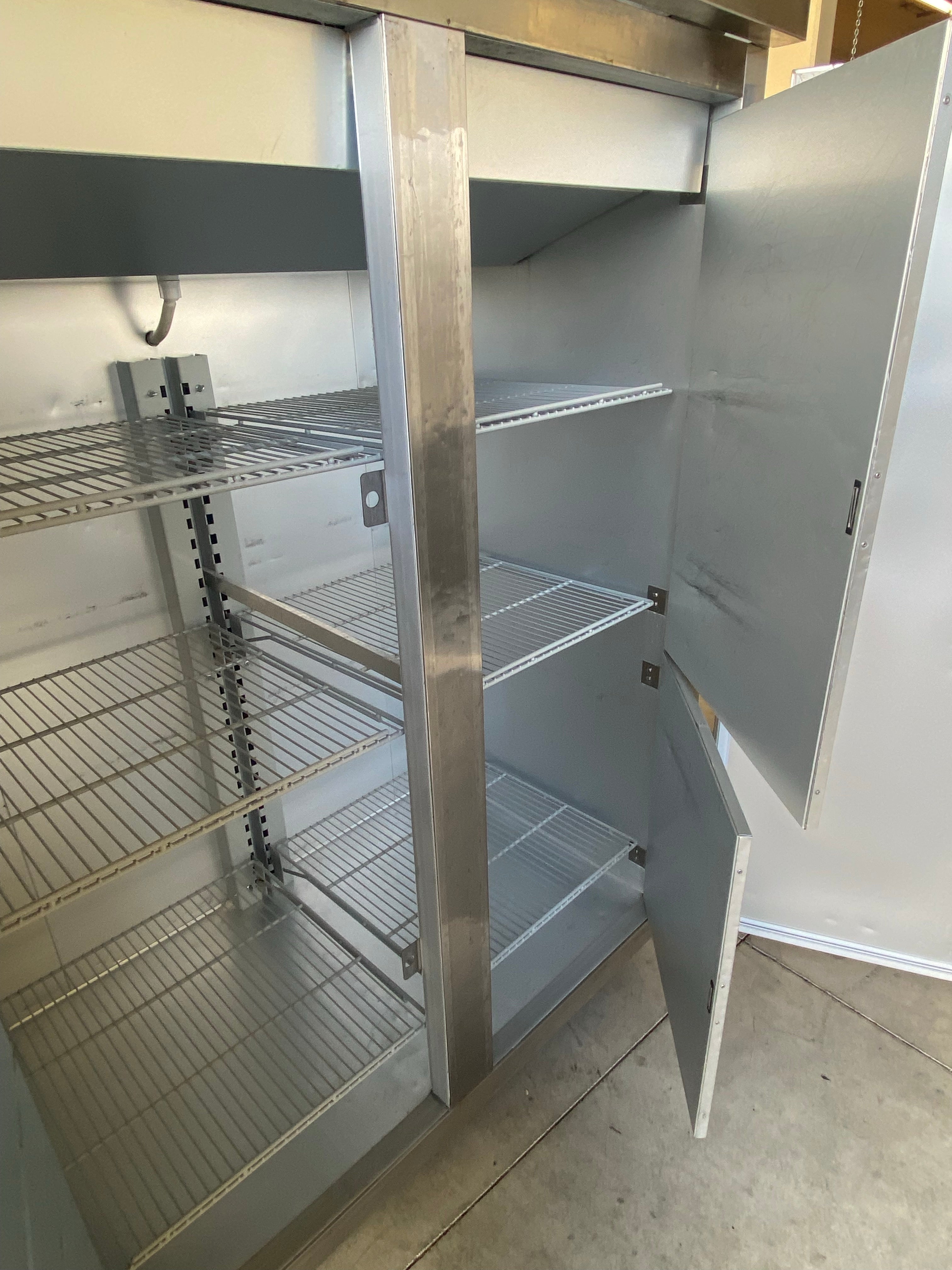 2015 Master-bilt Blast Freezer IHC-48