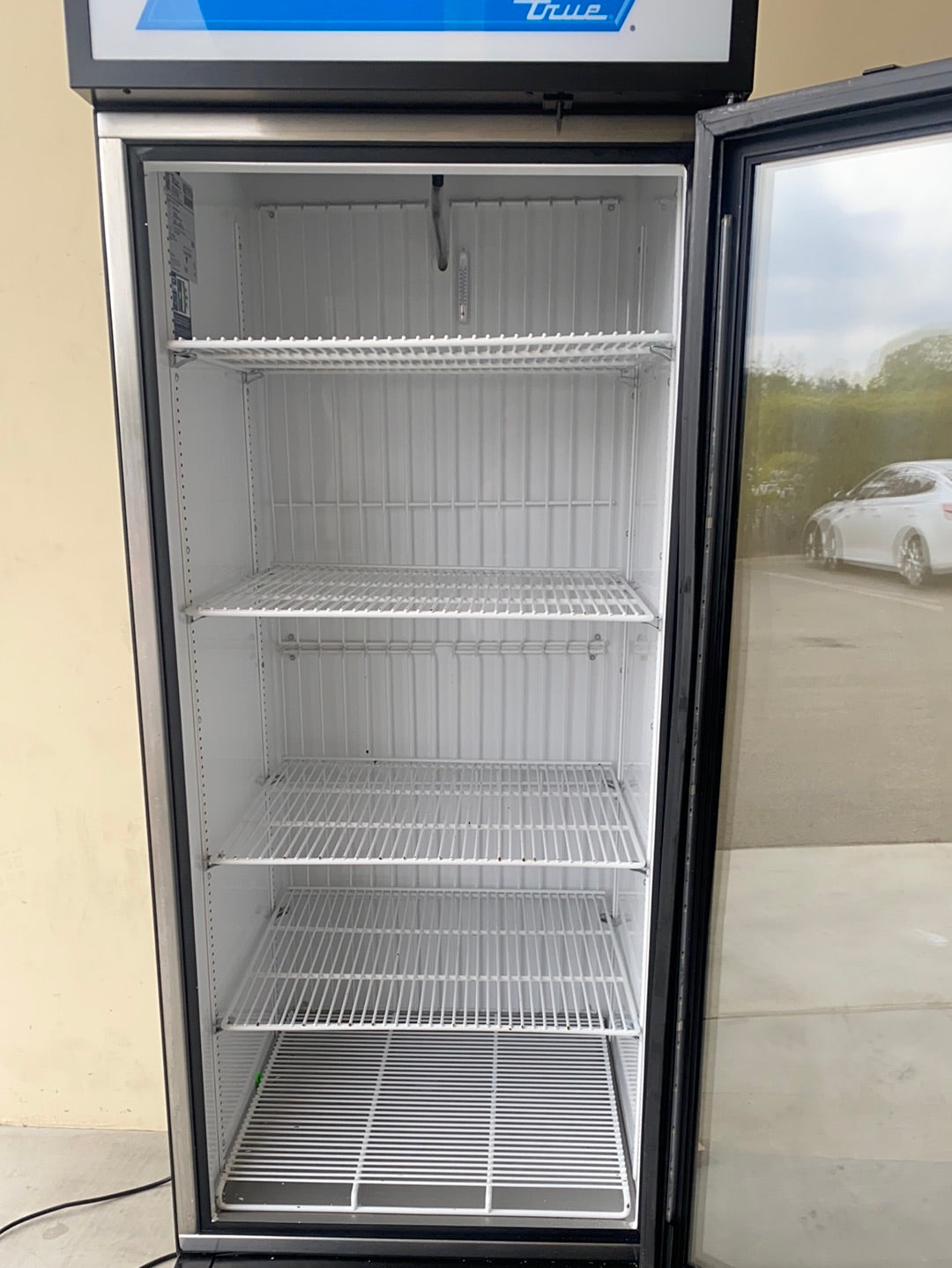2018  TRUE Upright Glass door Freezer  GDM-23F