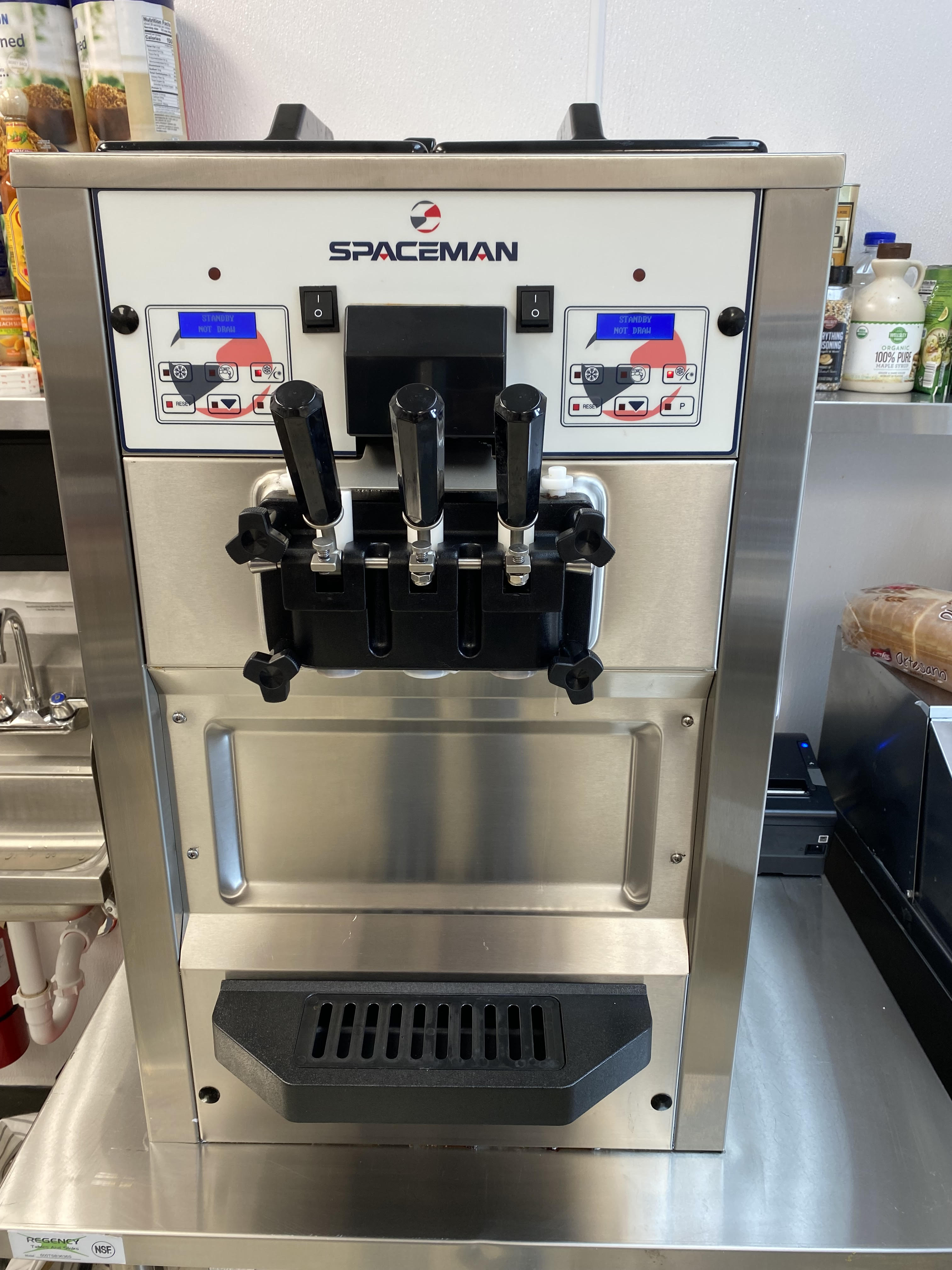 2019 Spaceman Model 6235AH  Soft Serve Machine w/ Warranty